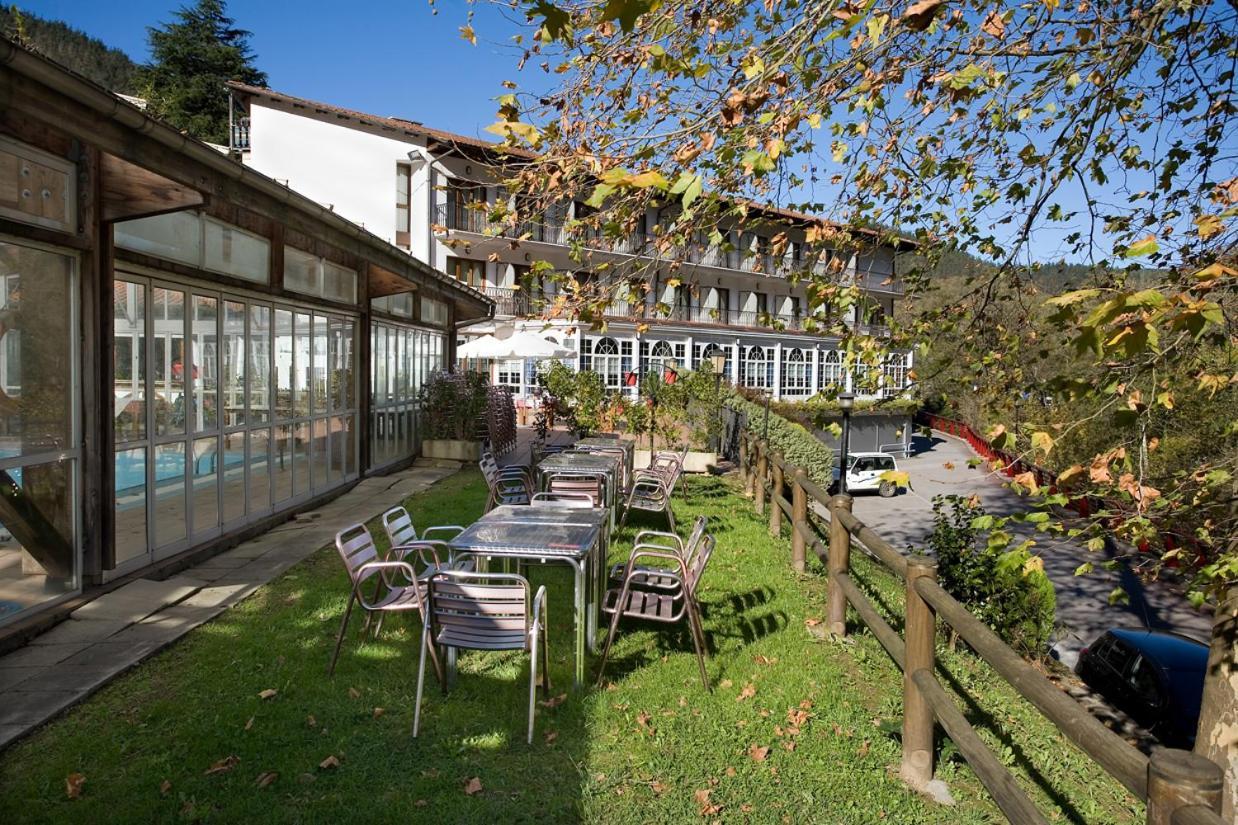 Hotel Venta De Etxalar Zewnętrze zdjęcie
