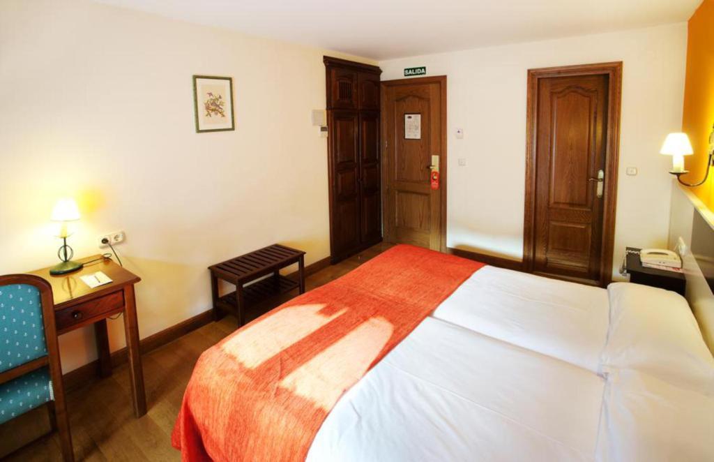 Hotel Venta De Etxalar Zewnętrze zdjęcie