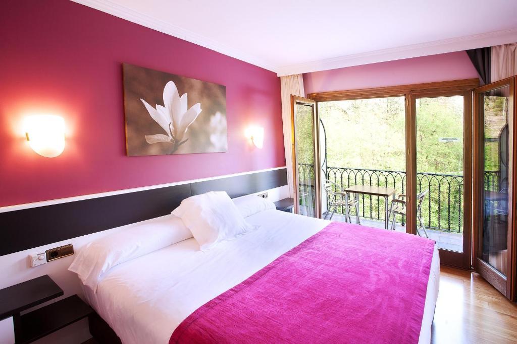 Hotel Venta De Etxalar Zewnętrze zdjęcie